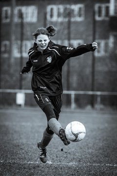 Bild 3056 - B-Juniorinnen Kieler MTV - SG Wilstermarsch/Bei : Ergebnis: 2:2